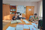 Работа исследователей с архивными документами