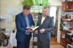 В Усть-Таркском районе И.Р. Умербаев и Д.В. Игумнов проводят встречи с жителями