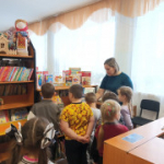 Книжкин дом встречает друзей